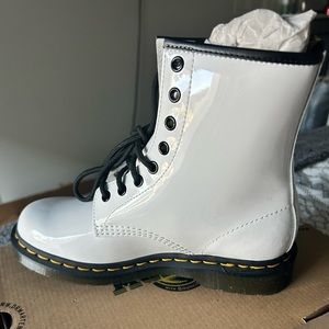 Dr. Martens Patent White Leather, Size 8